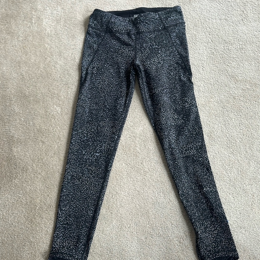 Athleta Girl Leggings. Color: Black and White. Size: Girls XXL/16